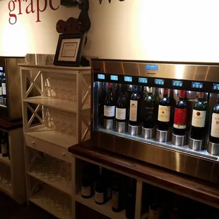 Wine selections of white or red, three pour sizes.