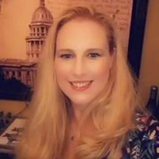 Laurie R.