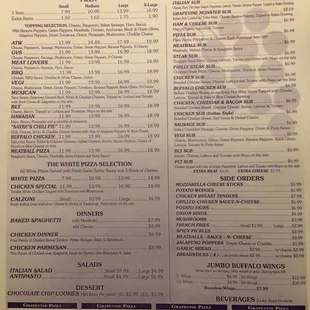 I can&apos;t stop eating the pizza to try different items. It&apos;s like going to Cracker Barrel and not getting pancakes. Whyyy?
