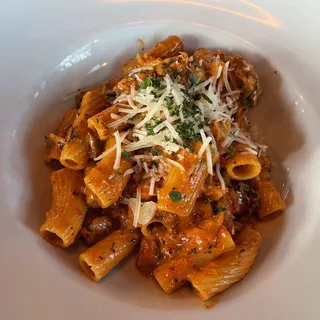 Spicy Sausage Rigatoni