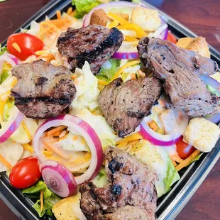 Grassfield&apos;s salad with steak tips!