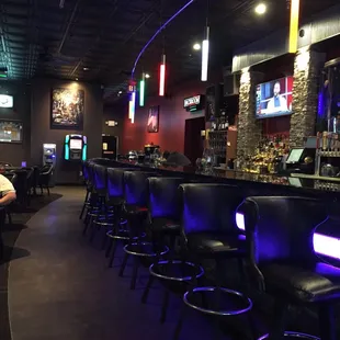 Beautiful place with great food &amp; cocktails