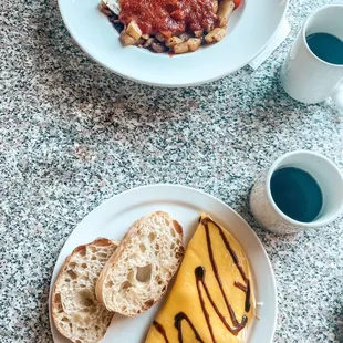 Grata Hash, Caprese Omelet