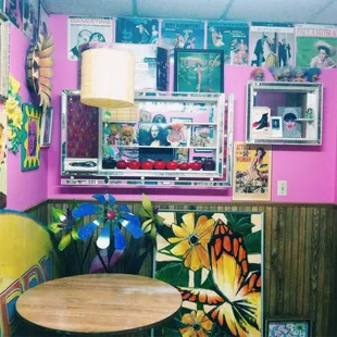 Tried to take a picture of the whole bathroom... You're just gonna have to see it in person ;)