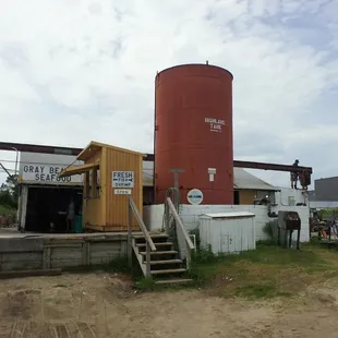 Front of Gray Beard&apos;s