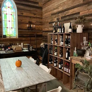 Interior / tasting room/ barn