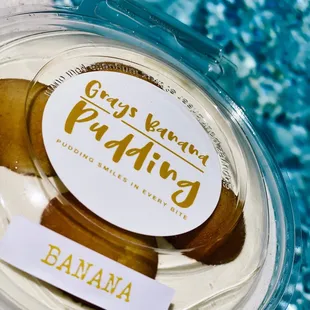 Enjoying some Banana Pudding poolside!
