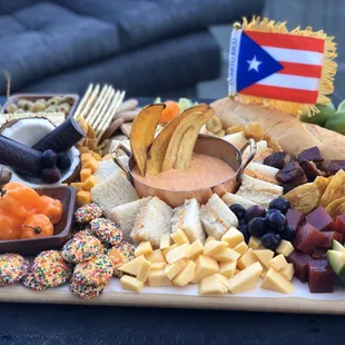 #TablaBoricua  some of the most traditional yummy foods from Puerto Rico all on one platter :)