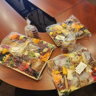 A delivery order, large board and two small boards.