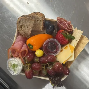 And for our kids(although I might get these for lunch at work) it's a Lone Grazer classic