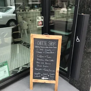 Cute store and cafe (replaced Fig &amp; Poe coffee spot)