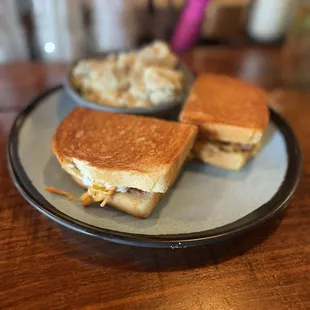 Hot Tempeh Sandwich