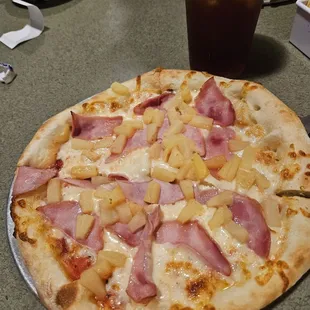 Small Canadian bacon and pineapple pizza