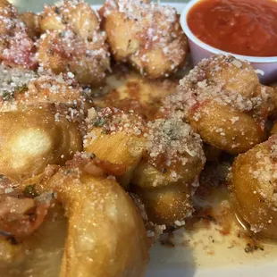 The best garlic knots on earth!