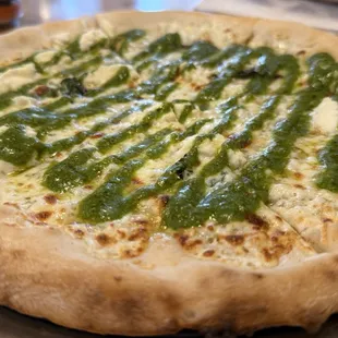 Bianco Verde (Sub Gluten Free Crust)