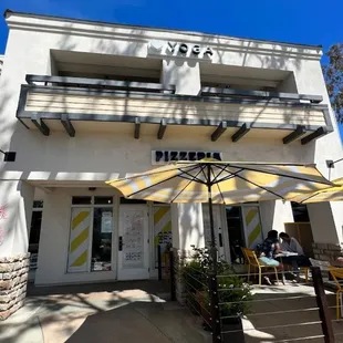 The amazing restaurant