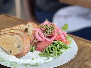 Maison Cafe & Market