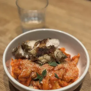 Vodka sauce pasta with chicken