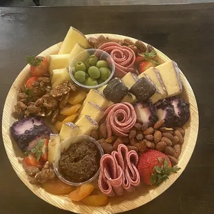 Charcuterie board workshop on 1-31-2023  loved it. Highly recommended