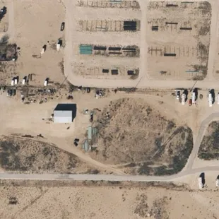 As you can see... gravel lot, little grass, no trees or shade, no playground or pool. It's also not crowded.