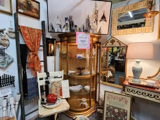 Avonlea Antiques and Interiors