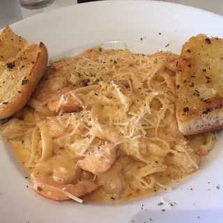 Cajun Seafood Fettuccine