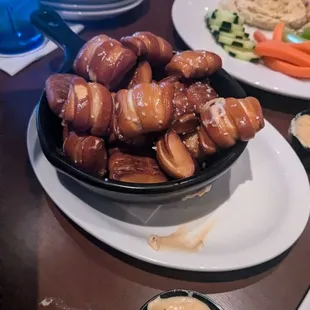Pretzel bites
