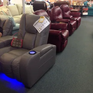 Palliser theater seating. Niiiceeeee.