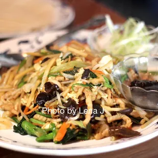 Mu Shu Pork 木須 ($24.95) - includes 6 pancakes. Good tho a bit on the salty side.