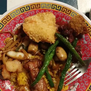 Buffet is fresh, tasty and very clean!!!