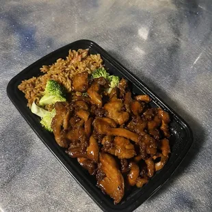 C31. Bourbon Chicken Combo