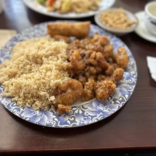 General Tso&apos;s Chicken with an egg roll