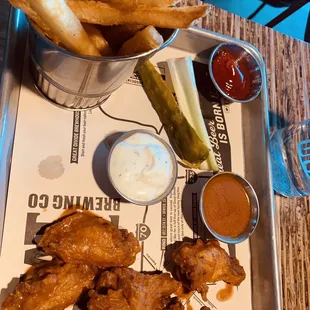 bbq chicken, chicken wings, poultry, fried chicken, chicken, chicken wings and fried chicken, fried chicken wings, food, bbq wings