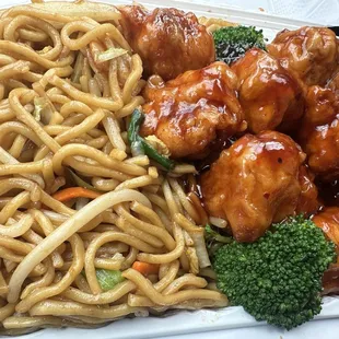 左宗鷄配蝦撈麵