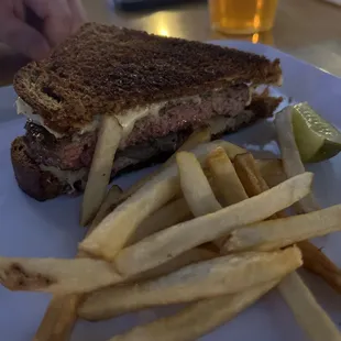 The patty melt. Tasty!