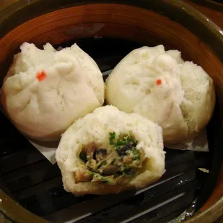Steamed Chicken Buns