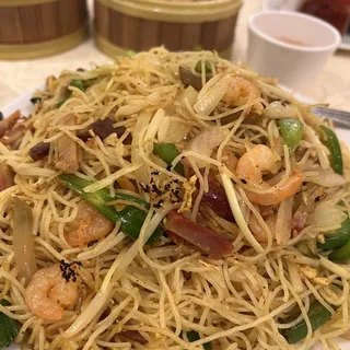 120. Singapore Style Rice Noodle