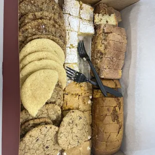 dessert, food
