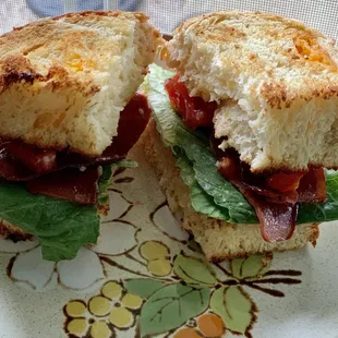 Homemade BLT with Garlic and cheddar bread from Great Harvest.
