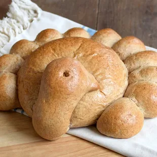 Turkey-shaped Honey Whole Wheat Bread