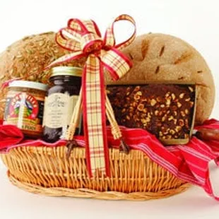 We do beautiful bread baskets for gifts in a multitude of price ranges.