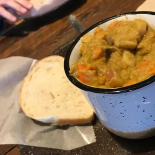 12 oz split pea (Soup Market soups) and slice of rosemary garlic bread