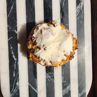 Vanilla Pecan Scone