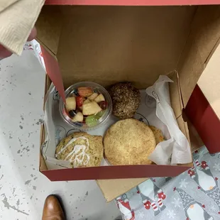 Custom breakfast box