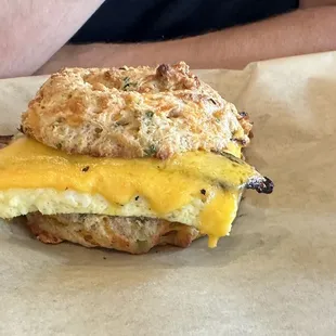 Breakfast sandwich on cheddar biscuit (w/ bacon)