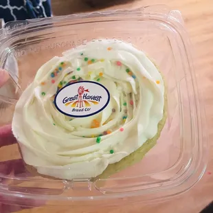 Soft sugar cookie. Very tasty birthday treat! Plenty to share.