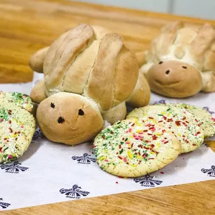 Easter Bread Bunnies and Sugar Cookies