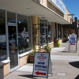 The storefront of our Rockbrook Village bakery location!