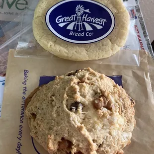 Turtle scone and St. Nick Doodle (Snickerdoodle) cookie.