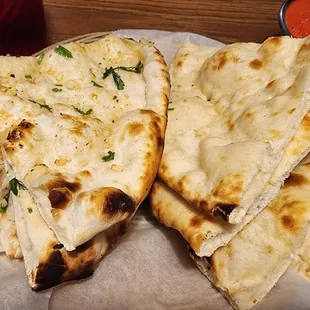 Naan &amp; Garlic Naan